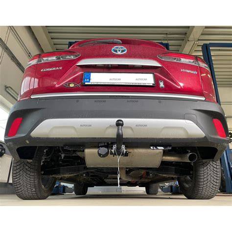 Ukázka obrázků montáže tažného zařízení na Eclipse Cross
